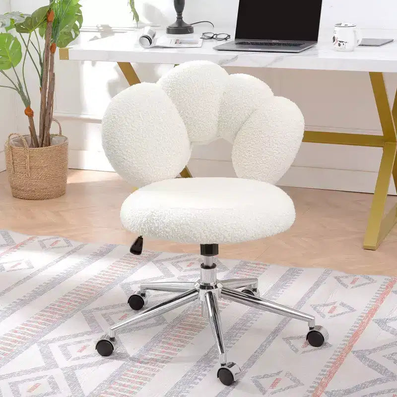 Okak Teddy Home Office Desk Chairs, Soft Swivel Chair with Adjustable Height and Metal Base, Criss Cross Chair for Office, Home