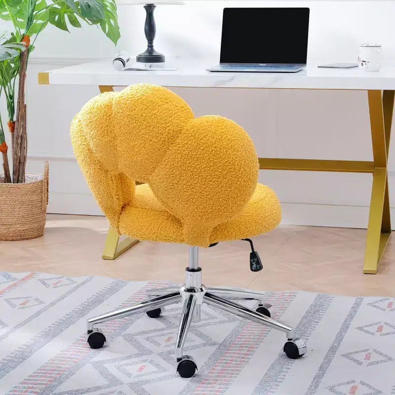 Okak Teddy Home Office Desk Chairs, Soft Swivel Chair with Adjustable Height and Metal Base, Criss Cross Chair for Office, Home