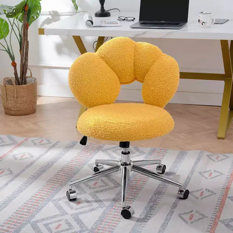 Okak Teddy Home Office Desk Chairs, Soft Swivel Chair with Adjustable Height and Metal Base, Criss Cross Chair for Office, Home