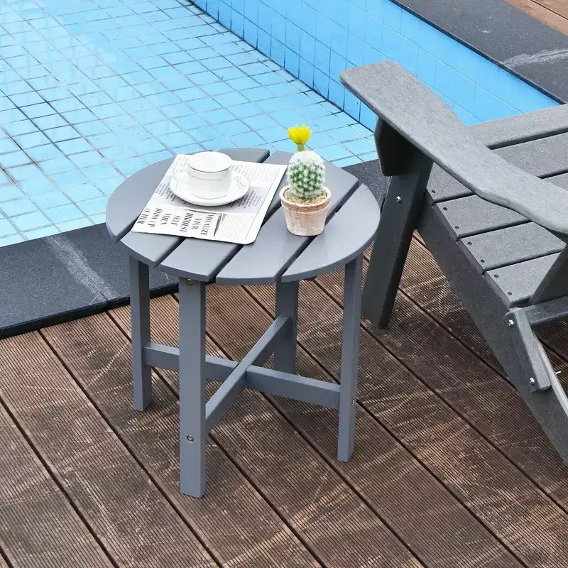 Costway 18'' Patio Round Side End Coffee Table Wooden Slat Garden Deck